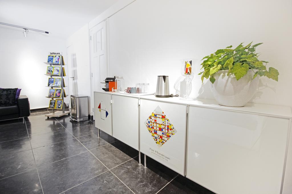 Bed and breakfast Ground Floor Canal 2*