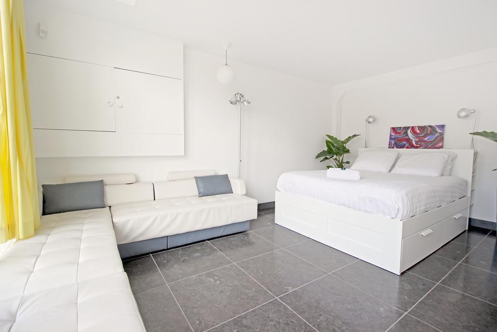 Ground Floor Canal Bed and breakfast 2*